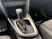 Toyota Yaris Cross EXCEL 52