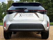 Toyota Yaris Cross EXCEL 6