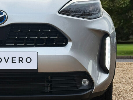 Toyota Yaris Cross EXCEL 18