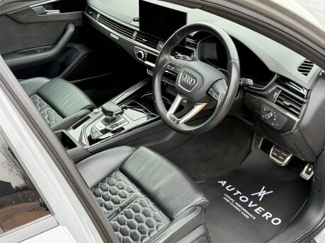 Audi A4 RS 4 TFSI QUATTRO CARBON BLACK 44