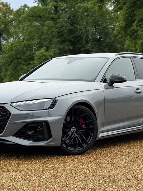Audi A4 RS 4 TFSI QUATTRO CARBON BLACK