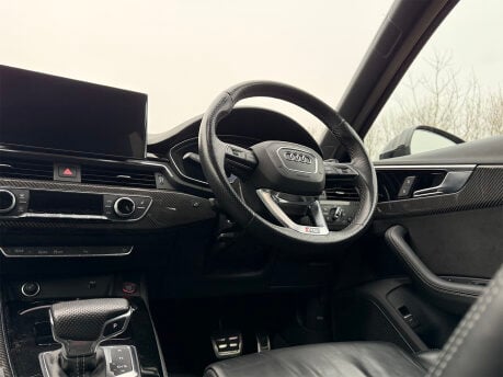 Audi A4 RS 4 TFSI QUATTRO CARBON BLACK 64