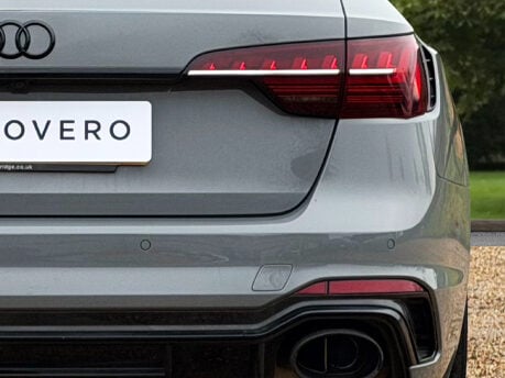 Audi A4 RS 4 TFSI QUATTRO CARBON BLACK 22