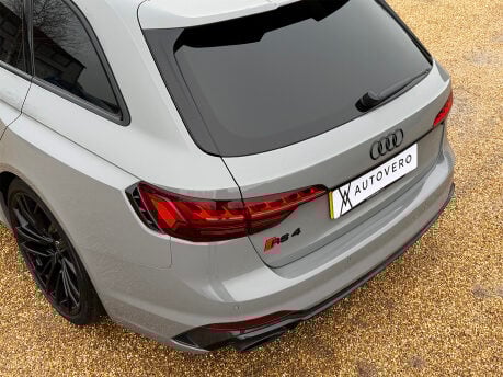 Audi A4 RS 4 TFSI QUATTRO CARBON BLACK 30