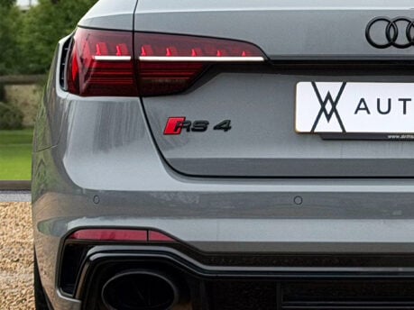 Audi A4 RS 4 TFSI QUATTRO CARBON BLACK 21