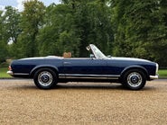 Mercedes-Benz SL Series 280 SL 4