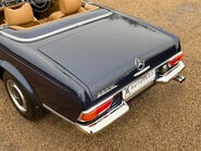 Mercedes-Benz SL Series 280 SL 30