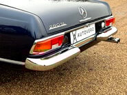 Mercedes-Benz SL Series 280 SL 39