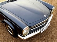 Mercedes-Benz SL Series 280 SL 25