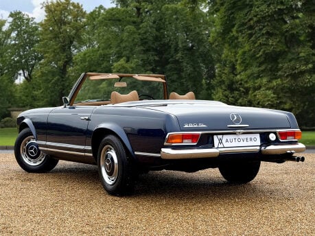Mercedes-Benz SL Series 280 SL 7