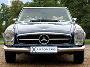 Mercedes-Benz SL Series 280 SL 2