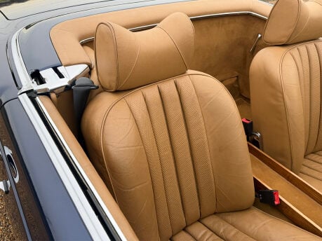 Mercedes-Benz SL Series 280 SL 59