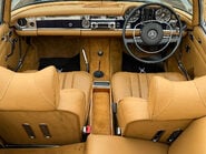 Mercedes-Benz SL Series 280 SL 61