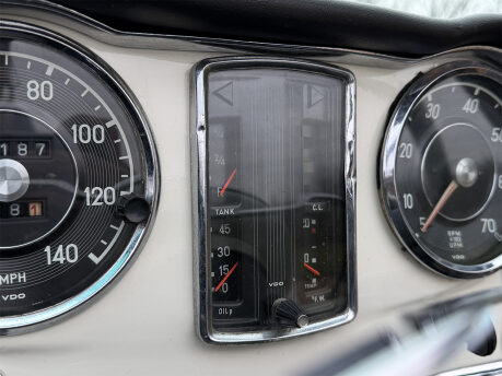 Mercedes-Benz SL Series 230SL Pagoda 54