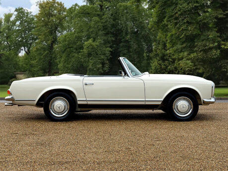 Mercedes-Benz SL Series 230SL Pagoda 4