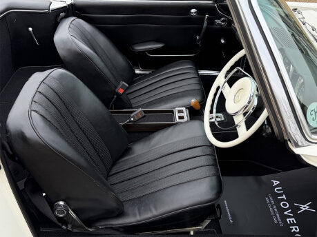 Mercedes-Benz SL Series 230SL Pagoda 43