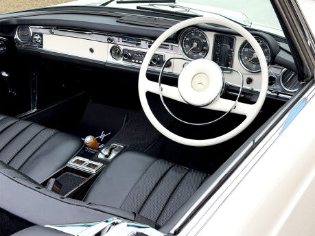 Mercedes-Benz SL Series 230SL Pagoda 41