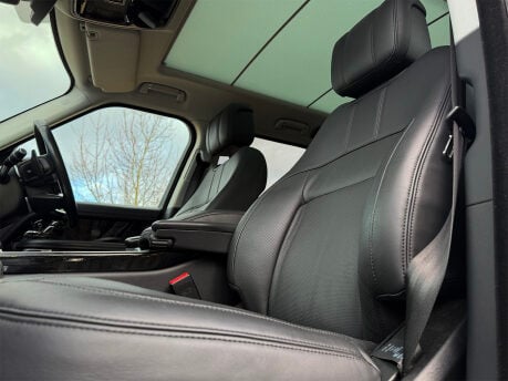 Land Rover Range Rover TDV6 VOGUE 38