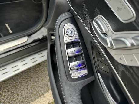Mercedes-Benz GLC GLC 300e 4M AMG Line Premium Plus Auto Petrol Hybrid PHEV PAN ROOF/360 CAM 18