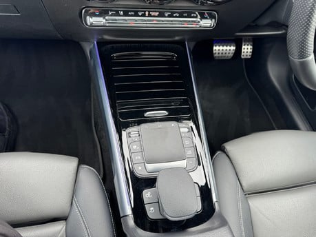 Mercedes-Benz GLB GLB35 AMG 4Matic Premium Plus Auto Petrol 7 SEATER/NIGHT PACK/PAN ROOF 9