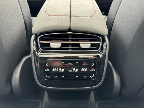 Mercedes-Benz EQS EQS 450 AMG Line Premium Plus 4Matic Auto Electric PAN ROOF/DISTRONIC/NAV 31