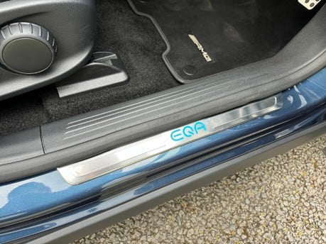 Mercedes-Benz EQA EQA 250 AMG Line Premium Auto Electric PAN ROOF/PARKTRONIC/SAT NAV 23