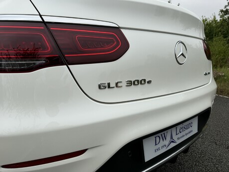 Mercedes-Benz GLC GLC 300e 4M AMG Line Premium Plus Petrol Hybrid Coupe SUNROOF/MEMORY SEATS 38