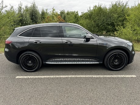 Mercedes-Benz EQC EQC 400 4M AMG Line Premium Plus Electric 80KWH Auto SUNROOF/360 CAM/VAT Q 5