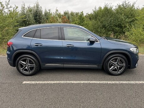 Mercedes-Benz GLA Class GLA 180 AMG Line Premium Auto Petrol PARKTRONIC/CAMERA/SAT NAV 5