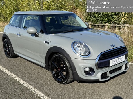 Mini Hatch Cooper 1.5 Auto Petrol JOHN COOPER WORKS SPORT PACK/REVERSE CAMERA 4