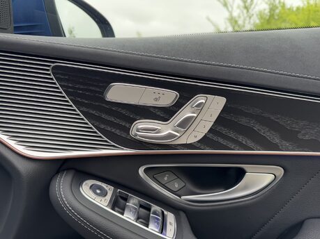 Mercedes-Benz EQC EQC 400 4M AMG Line Premium Plus Electric 80KWH Auto SUNROOF/360 CAM/VAT Q 15