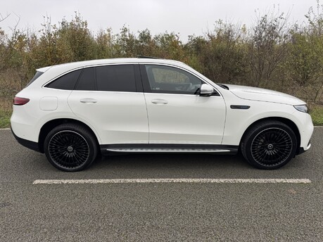 Mercedes-Benz EQC EQC 400 4M AMG Line Premium Plus Electric 80KWH Auto SUNROOF/360 CAM/VAT Q 5