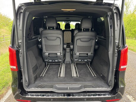 Mercedes-Benz Eqv EQV 300 Sport Premium Auto Electric 7 SEATER/STARLIGHT ROOF/VIP SEATS 35