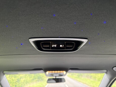 Mercedes-Benz Eqv EQV 300 Sport Premium Auto Electric 7 SEATER/STARLIGHT ROOF/VIP SEATS 14