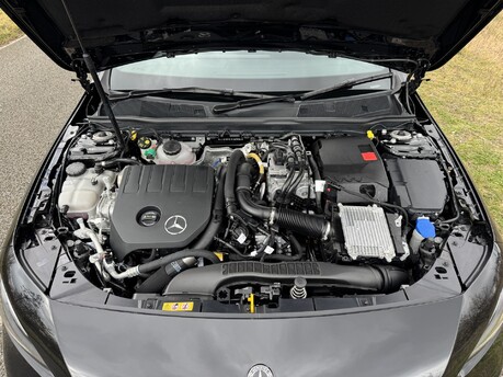 Mercedes-Benz A Class A250e AMG Line Premium Auto Petrol Hybrid 15KWH REVERSE CAM/PARKTRONIC/NAV 40