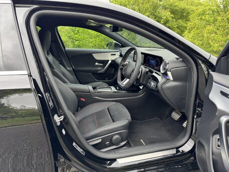 Mercedes-Benz A Class A250e AMG Line Premium Auto Petrol Hybrid 15KWH REVERSE CAM/PARKTRONIC/NAV 5