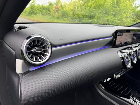Mercedes-Benz A Class A250e AMG Line Premium Auto Petrol Hybrid 15KWH REVERSE CAM/PARKTRONIC/NAV 18