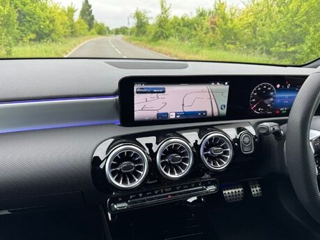 Mercedes-Benz A Class A250e AMG Line Premium Auto Petrol Hybrid 15KWH REVERSE CAM/PARKTRONIC/NAV 9