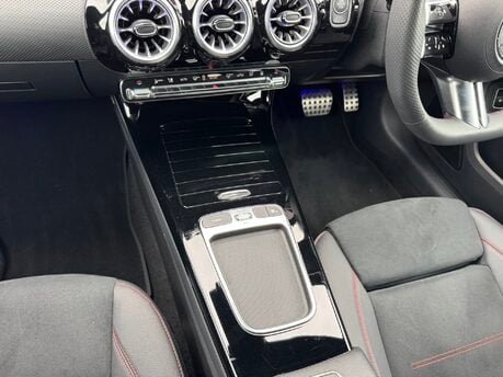 Mercedes-Benz A Class A250e AMG Line Premium Auto Petrol Hybrid 15KWH REVERSE CAM/PARKTRONIC/NAV 13