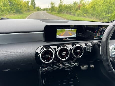 Mercedes-Benz A Class A35 AMG 4Matic Auto Petrol REVERSE CAMERA/SAT NAV 9