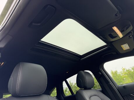 Mercedes-Benz EQC EQC 400 4M AMG Line Premium Plus Electric 80KWH Auto SUNROOF/360 CAM/VAT Q 16