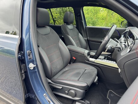 Mercedes-Benz EQB EQB 300 66KWH 4Matic AMG Line Premium Auto Electric 7 SEATER/PAN ROOF/NAV 3