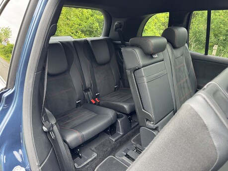 Mercedes-Benz EQB EQB 300 66KWH 4Matic AMG Line Premium Auto Electric 7 SEATER/PAN ROOF/NAV 2