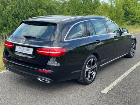Mercedes-Benz E Class E220 D SE Auto Diesel Estate DIGITAL DASH/PARKTRONIC/LEATHER/SAT NAV 5