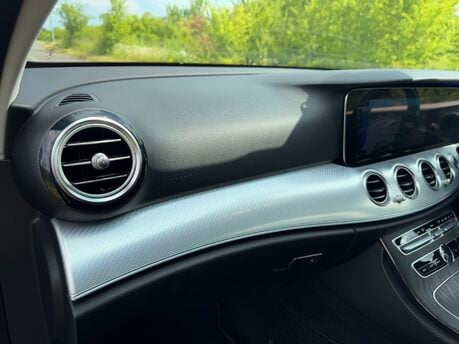 Mercedes-Benz E Class E220 D SE Auto Diesel Estate DIGITAL DASH/PARKTRONIC/LEATHER/SAT NAV 21