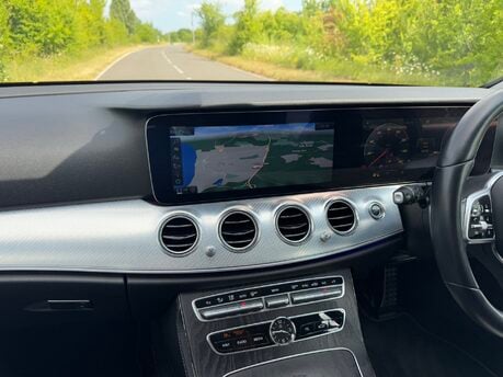 Mercedes-Benz E Class E220 D SE Auto Diesel Estate DIGITAL DASH/PARKTRONIC/LEATHER/SAT NAV 10