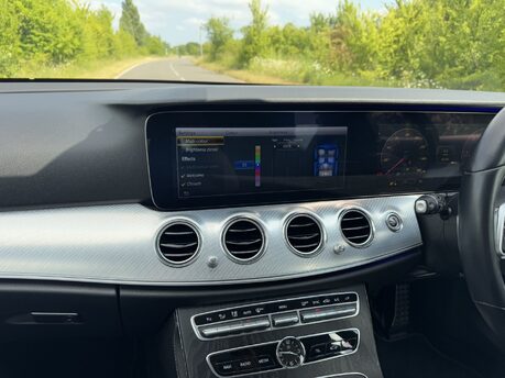 Mercedes-Benz E Class E220 D SE Auto Diesel Estate DIGITAL DASH/PARKTRONIC/LEATHER/SAT NAV 12