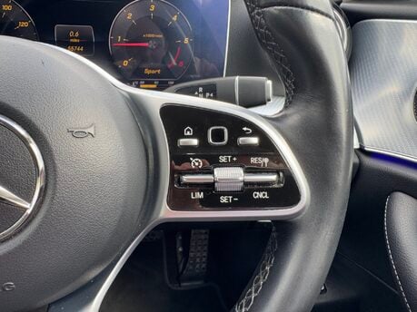 Mercedes-Benz E Class E220 D SE Auto Diesel Estate DIGITAL DASH/PARKTRONIC/LEATHER/SAT NAV 17