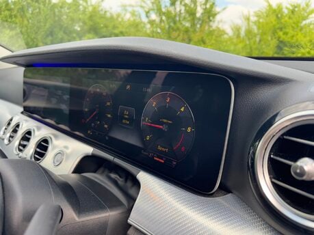 Mercedes-Benz E Class E220 D SE Auto Diesel Estate DIGITAL DASH/PARKTRONIC/LEATHER/SAT NAV 15