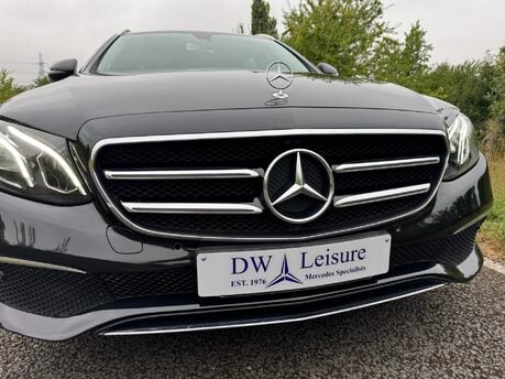 Mercedes-Benz E Class E220 D SE Auto Diesel Estate DIGITAL DASH/PARKTRONIC/LEATHER/SAT NAV 31
